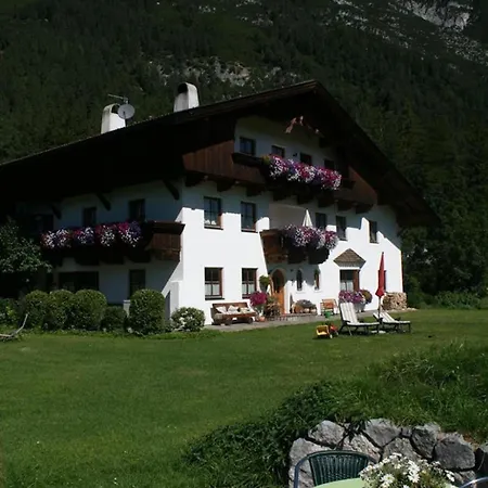 Farm stay Ruadlhof